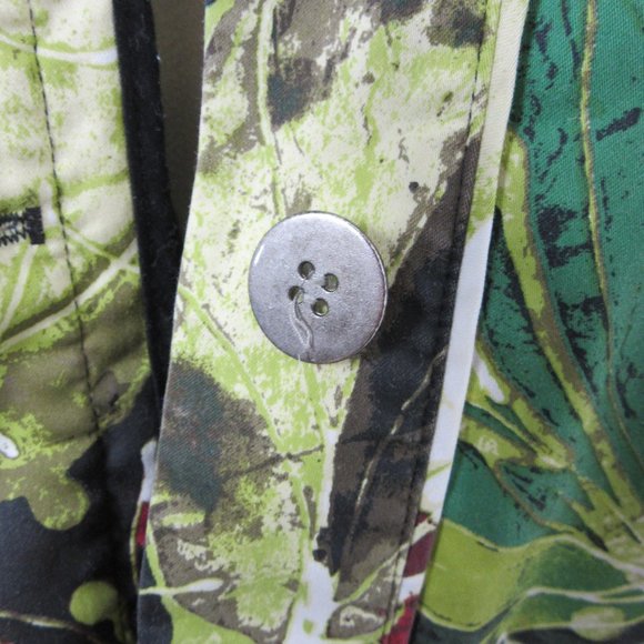 Chico's Holiday Floral Shirt Jacket Christmas Red Green Blazer Size 2 Large - Picture 4 of 11